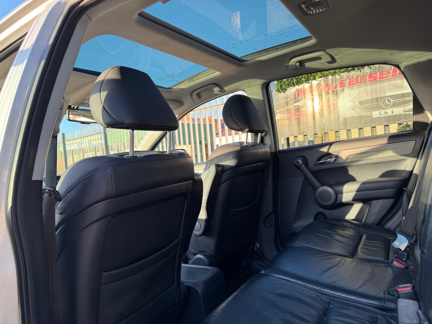 Used Honda CR-V 2010 for sale - 76964299: Photo 13