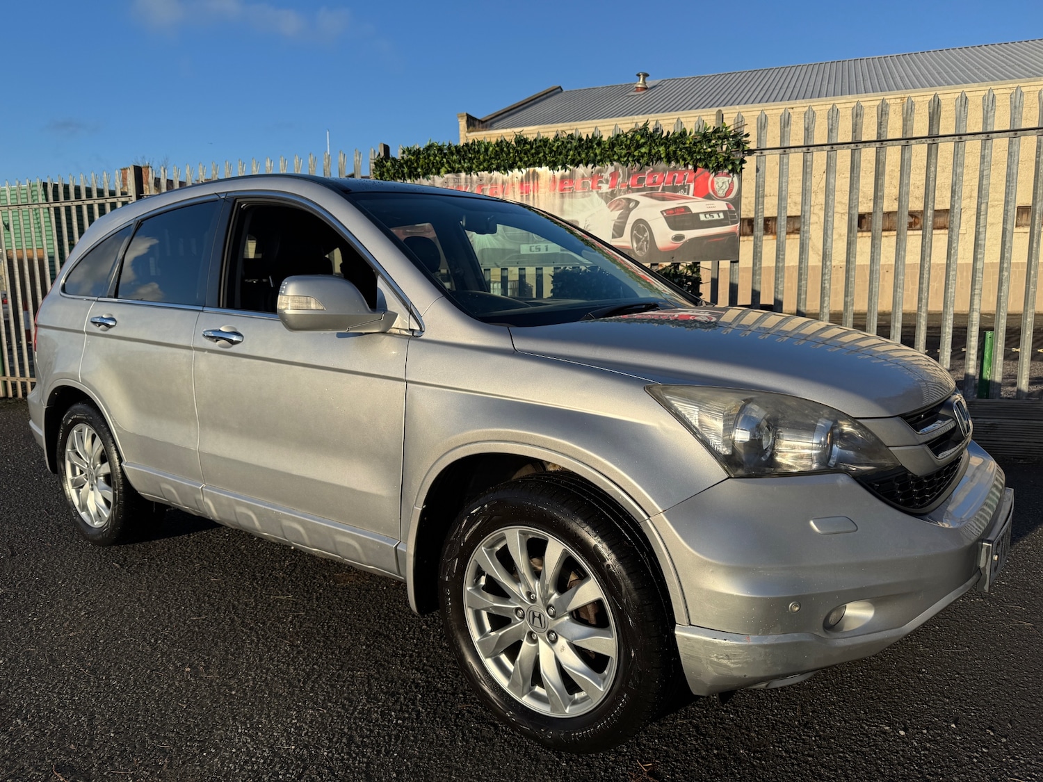 Used Honda CR-V 2010 for sale - 76964299: Photo 16