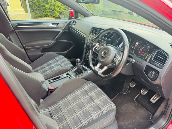 Used Volkswagen Golf 2016 for sale - 75687102: Photo 10