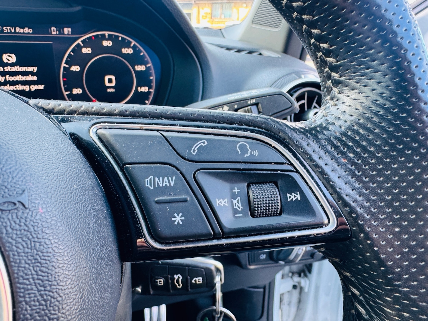 Used Audi Q2 2016 for sale - 77946060: Photo 9