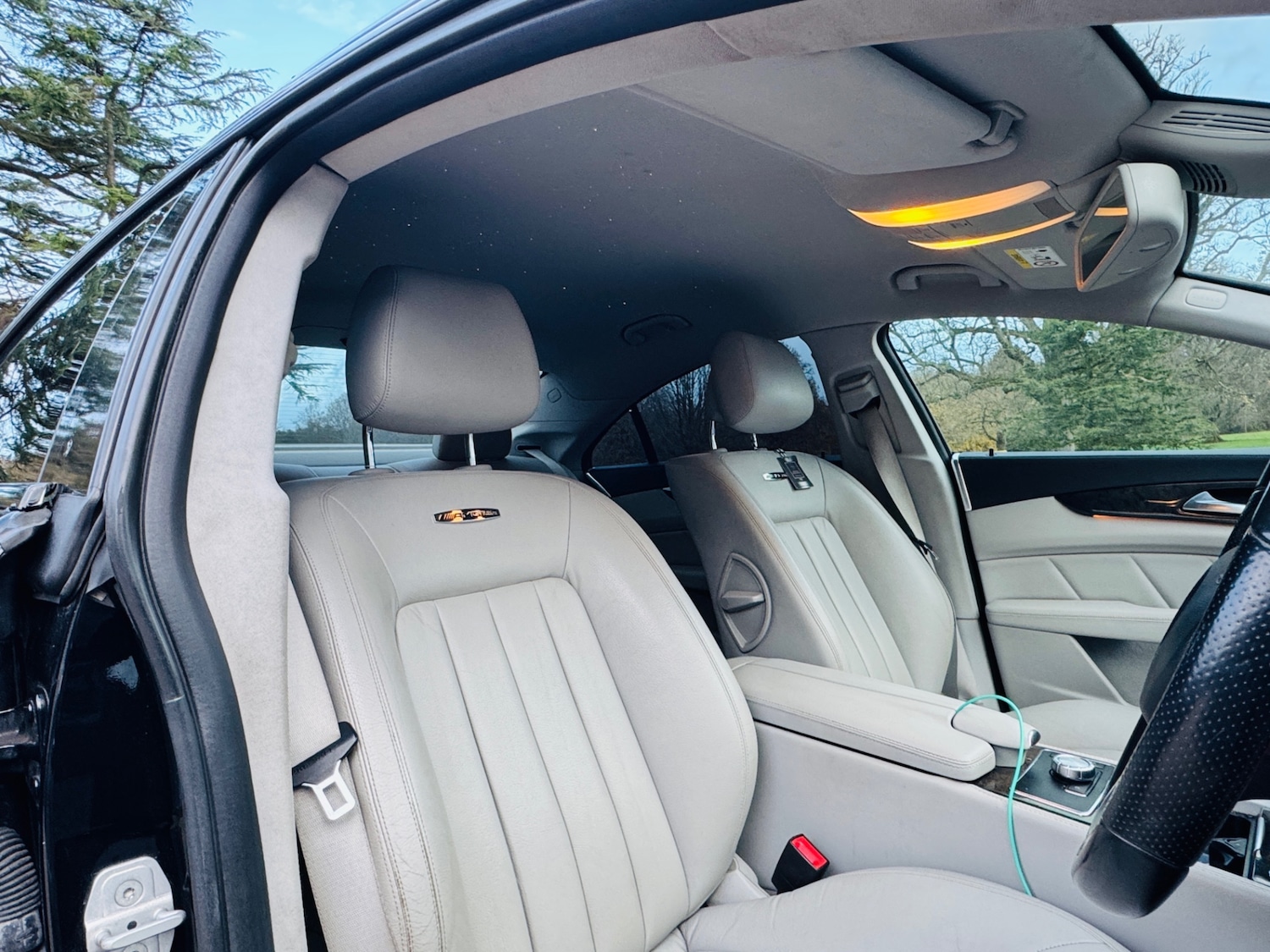 Used Mercedes-Benz CLS 2013 for sale - 76743636: Photo 2