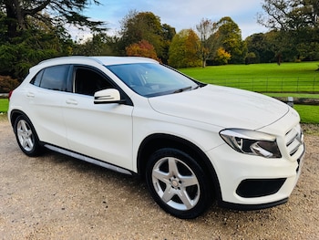 Mercedes-Benz - GLA
