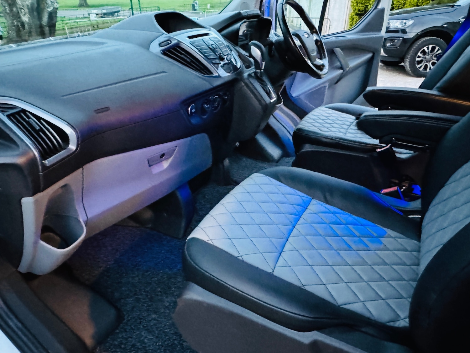 Used Ford Transit Custom 2017 for sale - 76347443: Photo 8