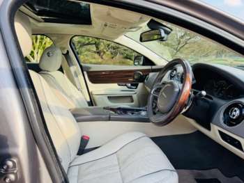 Used Jaguar XJ 2011 for sale - 74755826: Photo