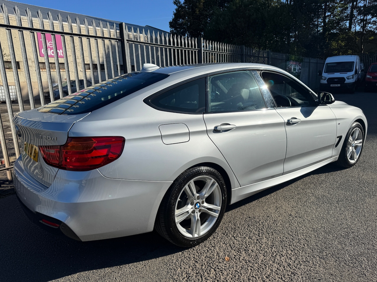 Used BMW 3 Series 2016 for sale - 76082834: Photo 2