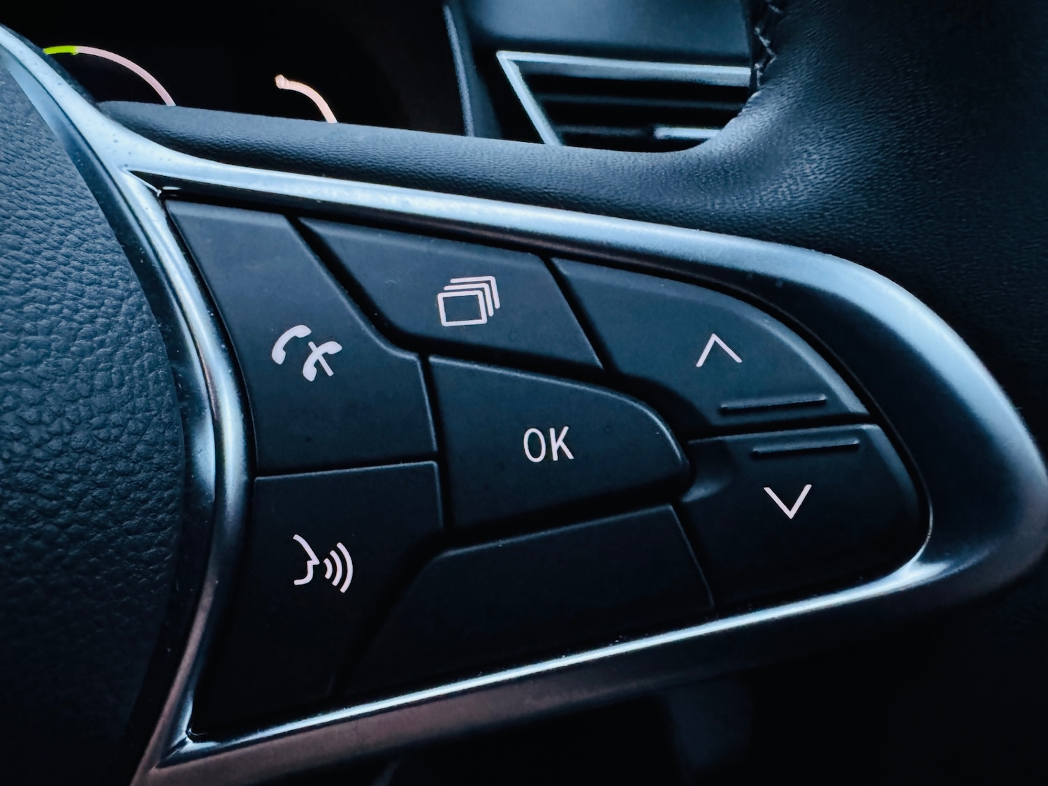 Used Renault Clio 2022 for sale - 76567857: Photo 19