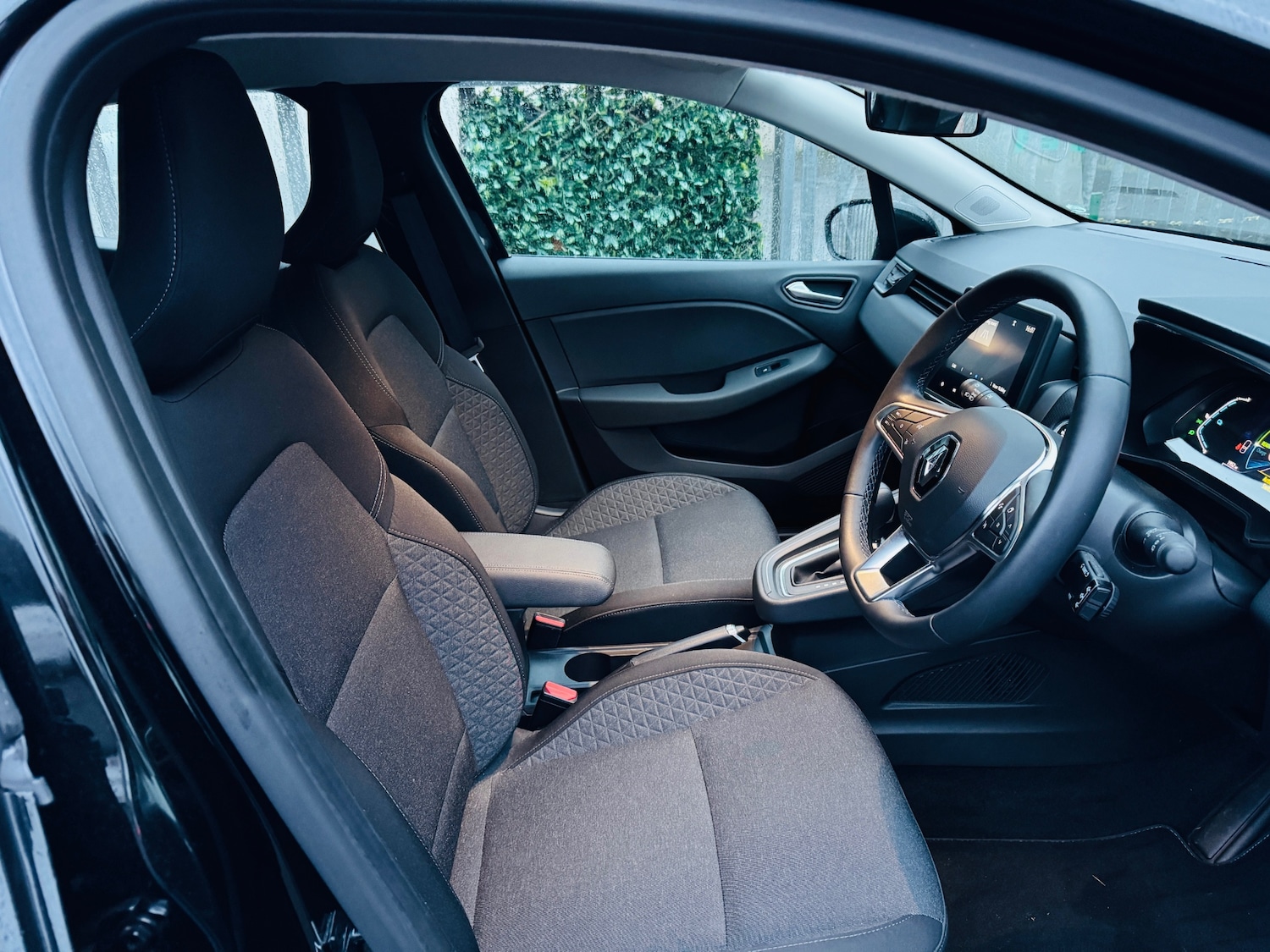 Used Renault Clio 2022 for sale - 76567857: Photo 6