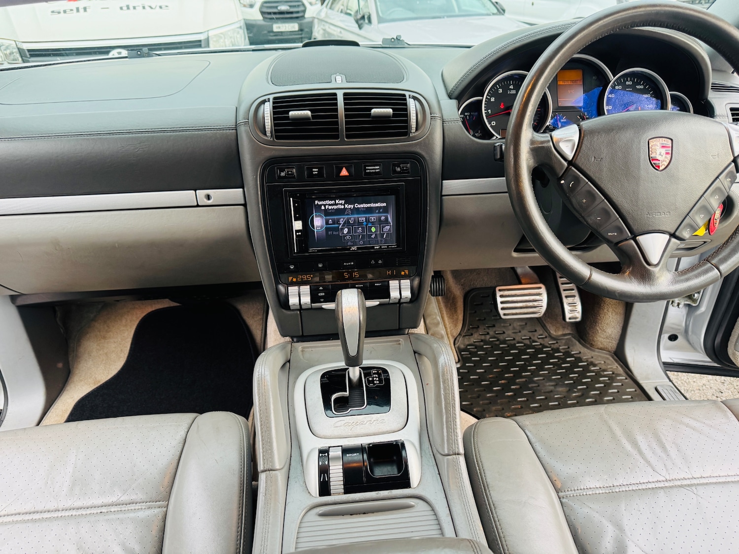 Used Porsche Cayenne 2007 for sale - 77610731: Photo 17