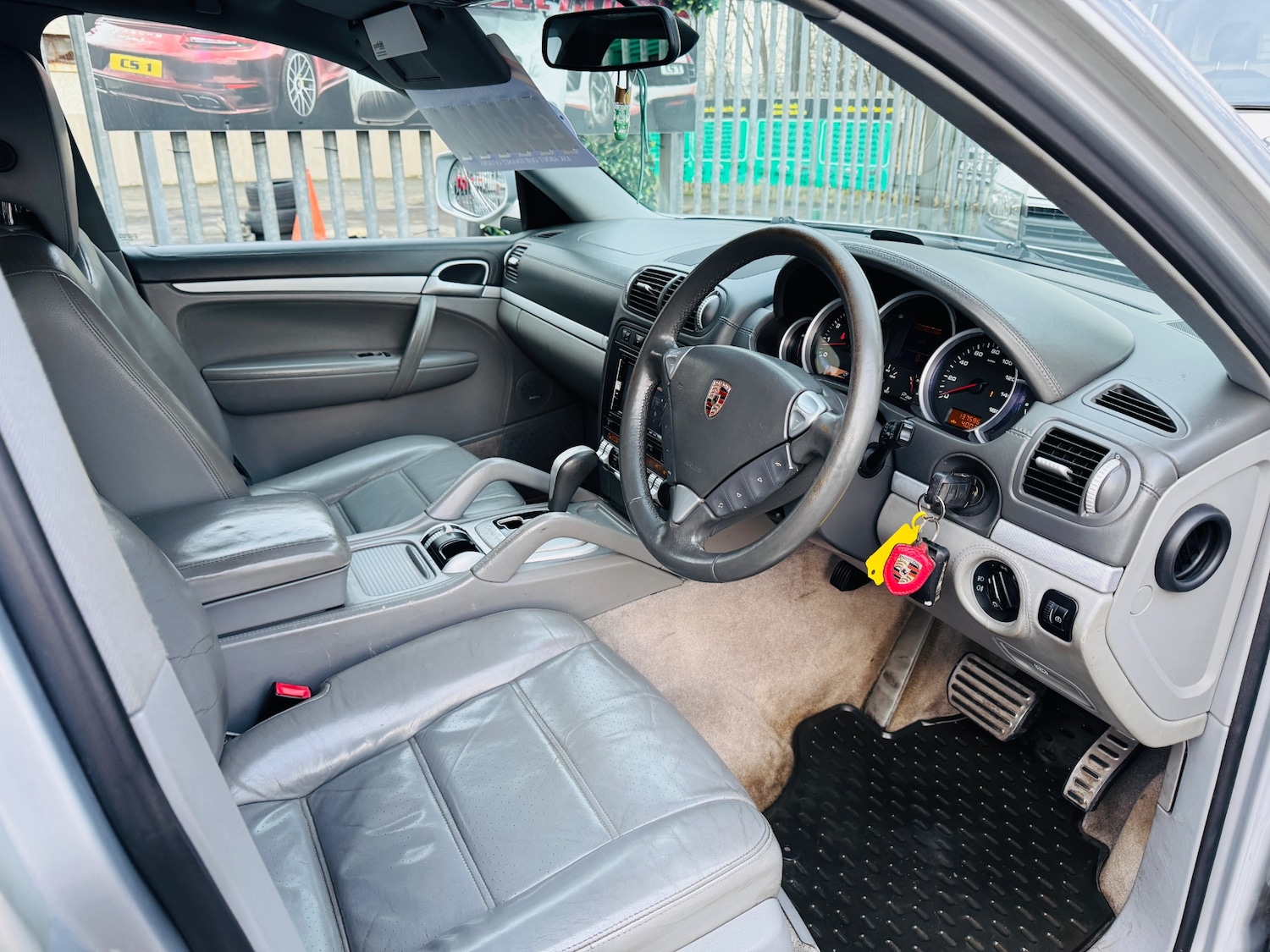 Used Porsche Cayenne 2007 for sale - 77610731: Photo 4