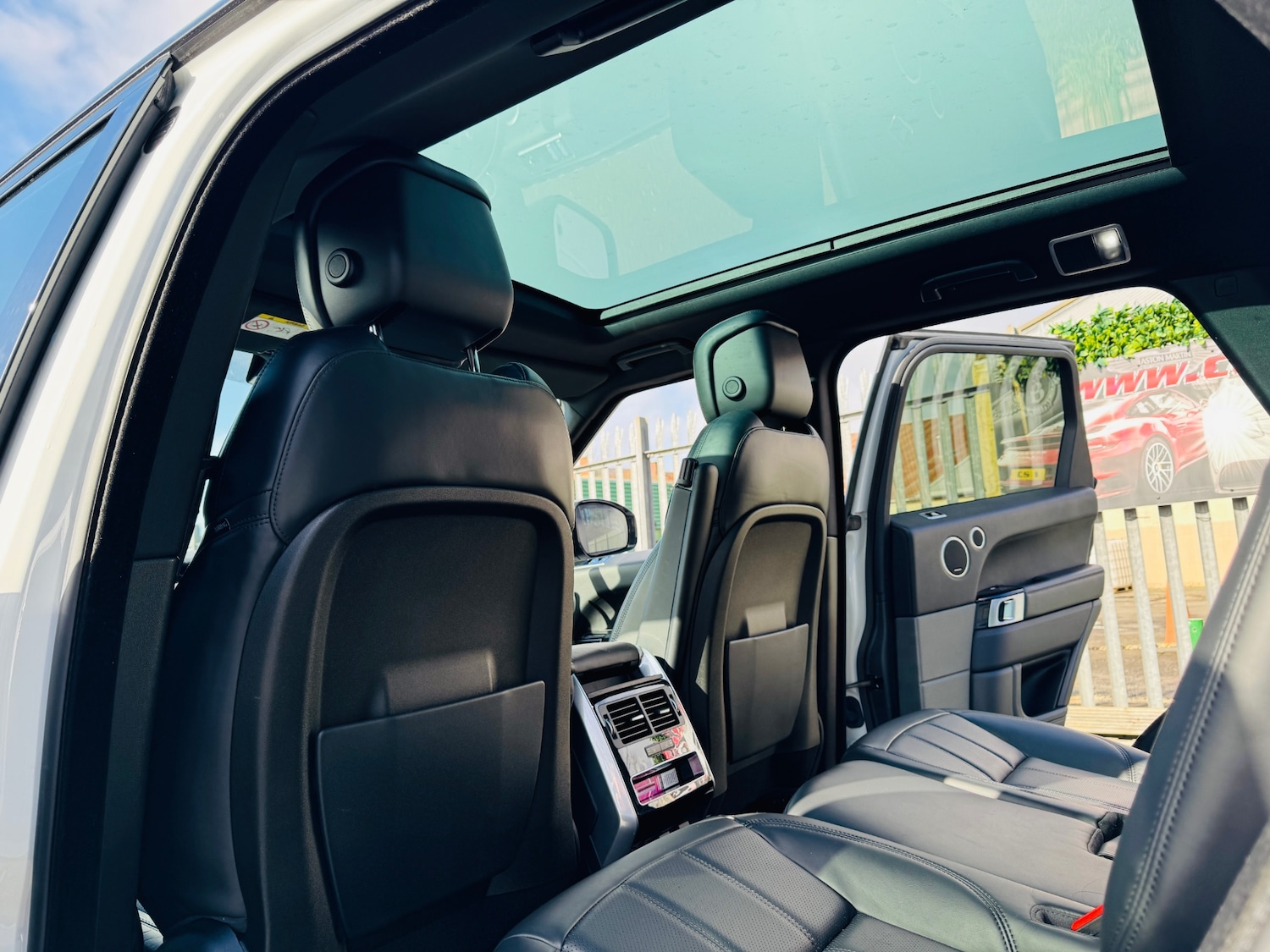 Used Land Rover Range Rover Sport 2018 for sale - 77818223: Photo 10