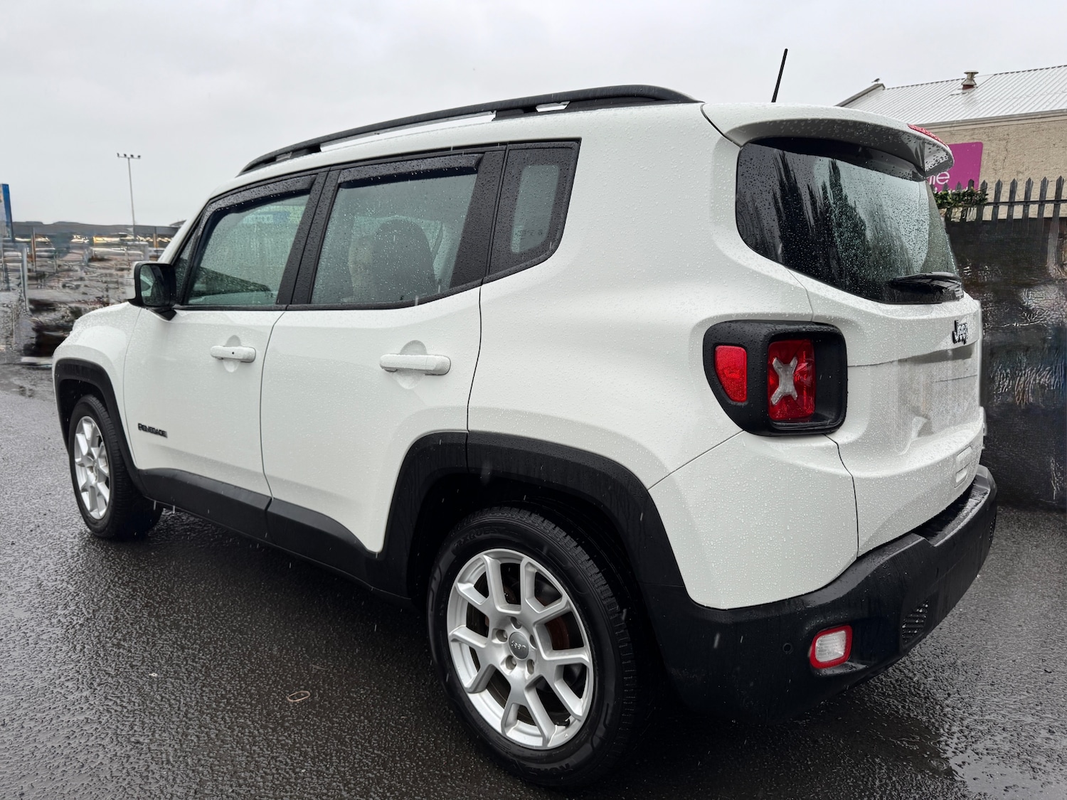 Used Jeep Renegade 2018 for sale - 78137377: Photo 3