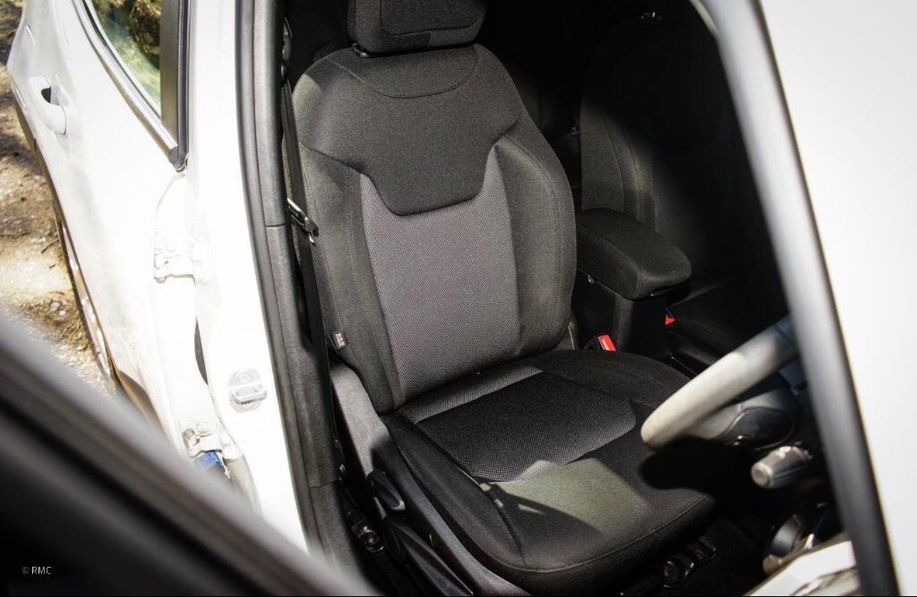 Used Jeep Renegade 2018 for sale - 78137377: Photo 5