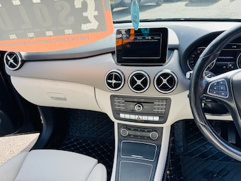 Used Mercedes-Benz B Class 2016 for sale - 79090816: Photo
