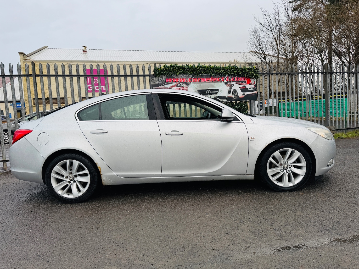 Used Vauxhall Insignia 2012 for sale - 77482362: Photo 3