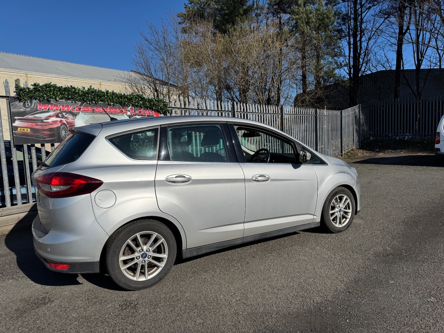 Used Ford C-Max 2016 for sale - 77775963: Photo 4