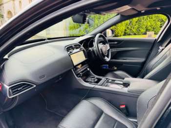 Used Jaguar XE 2019 for sale - 74198082: Photo