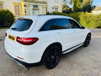 Used Mercedes-Benz GLC 2021 for sale - 77890453: Photo