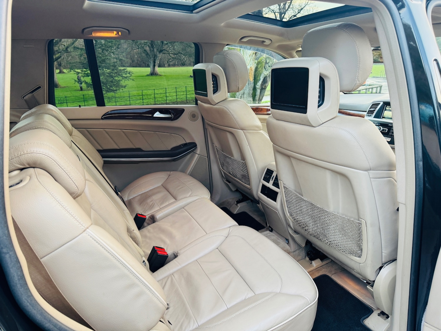 Used Mercedes-Benz GL Class 2014 for sale - 76941924: Photo 11