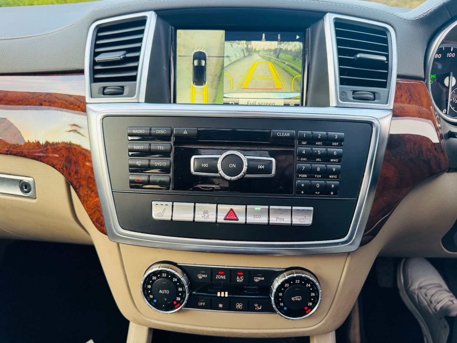 Used Mercedes-Benz GL Class 2014 for sale - 76941924: Photo 18