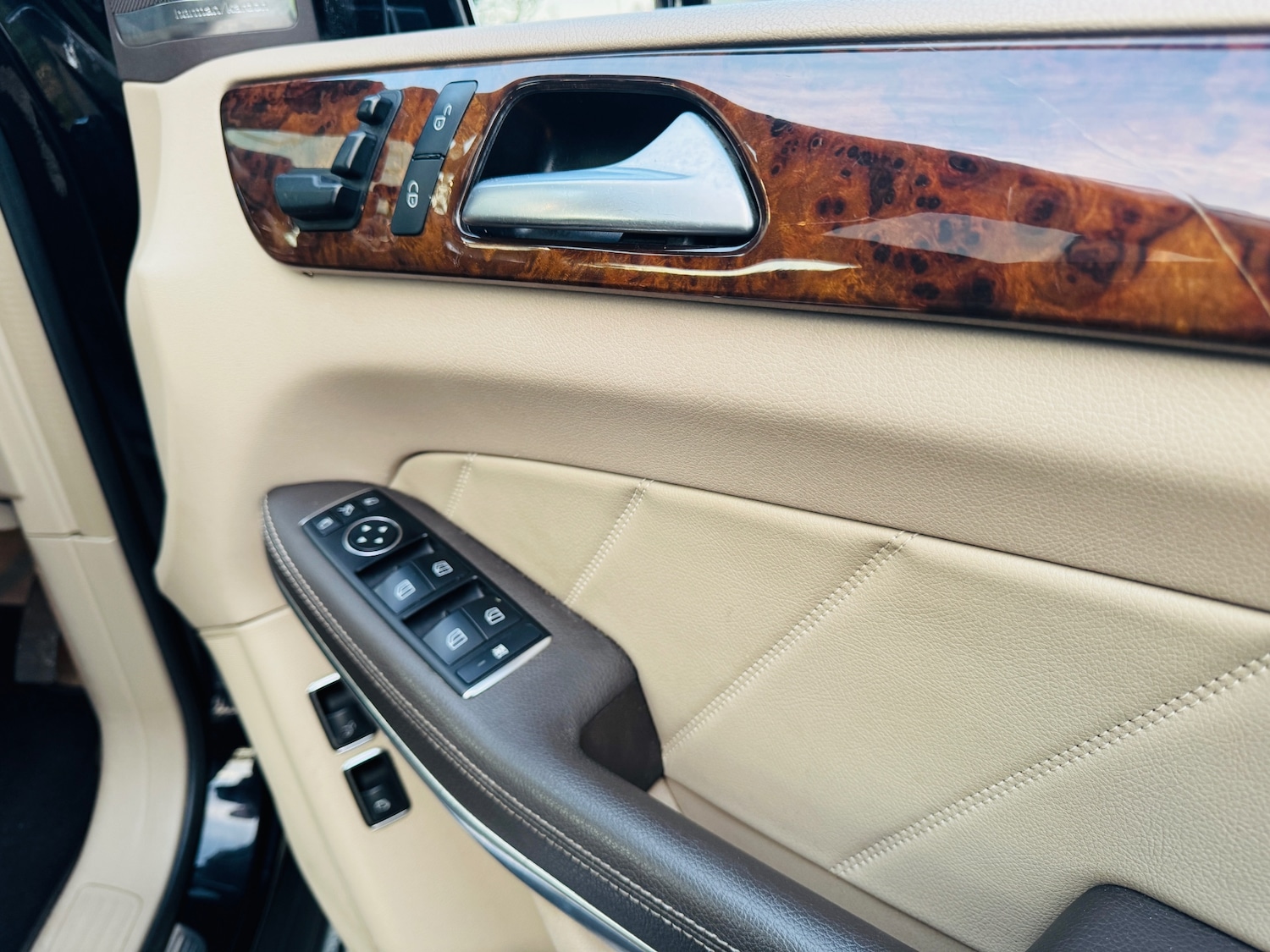 Used Mercedes-Benz GL Class 2014 for sale - 76941924: Photo 19