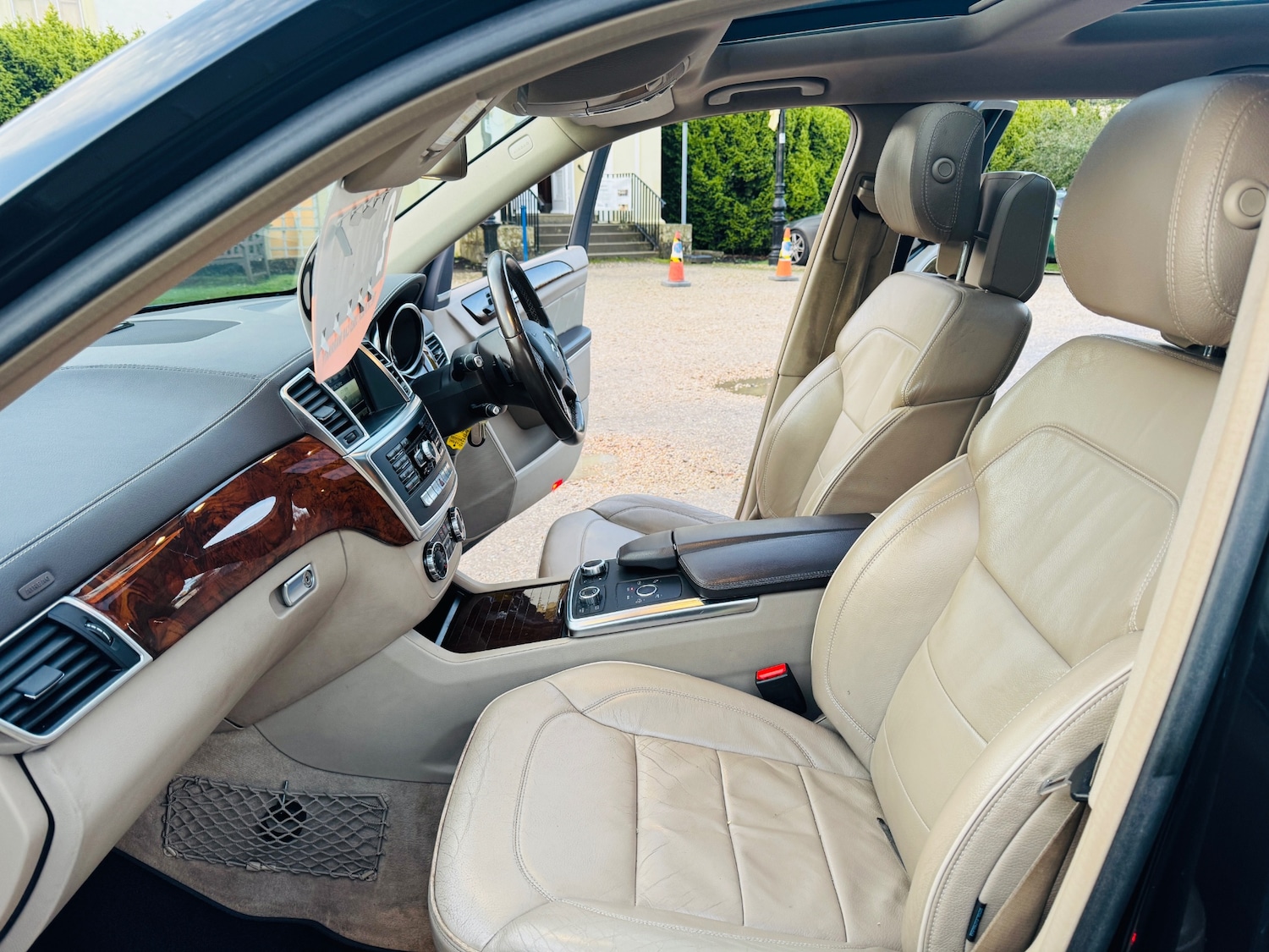 Used Mercedes-Benz GL Class 2014 for sale - 76941924: Photo 9