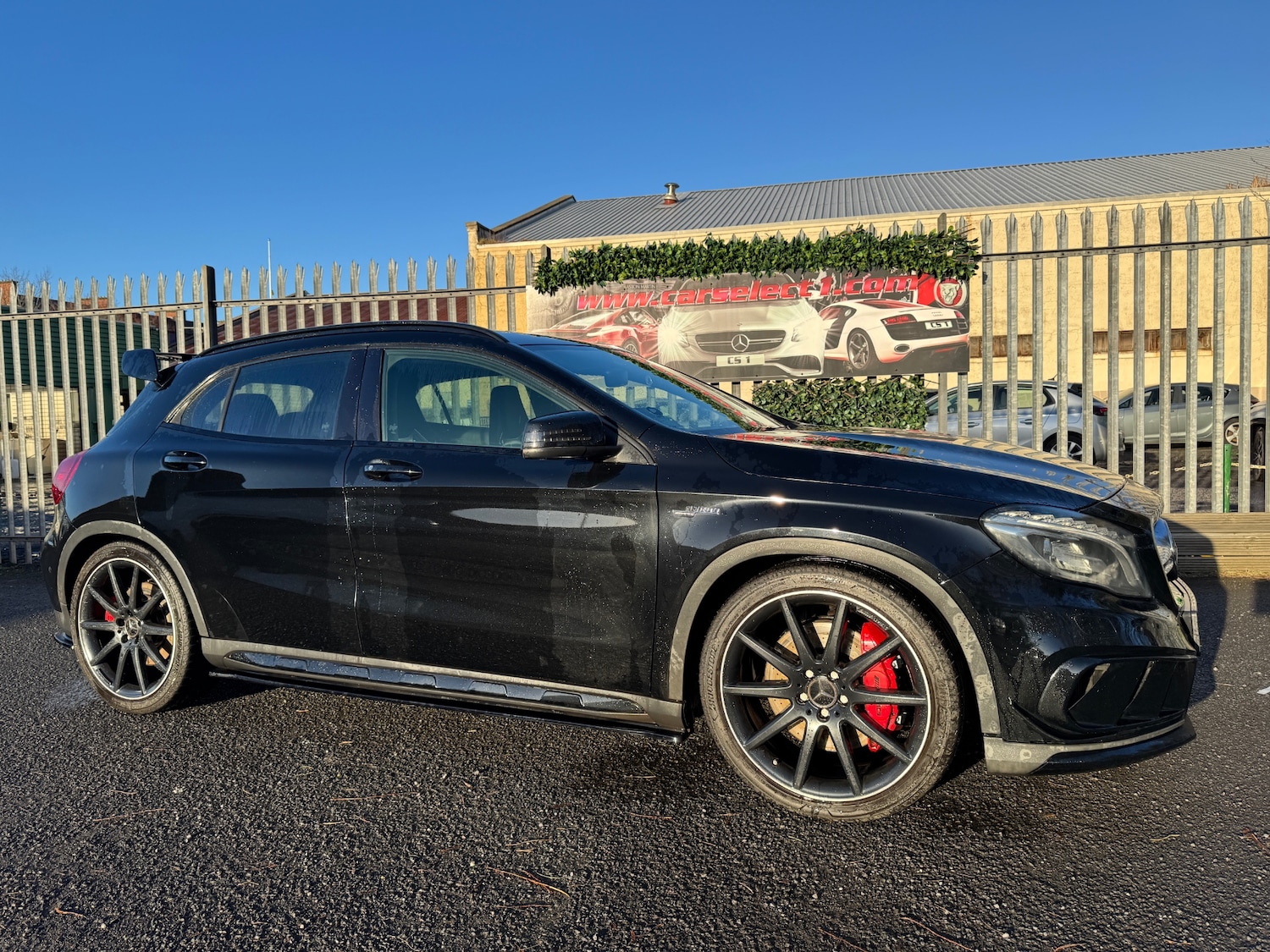 Used Mercedes-Benz GLA 2015 for sale - 76925874: Photo 1