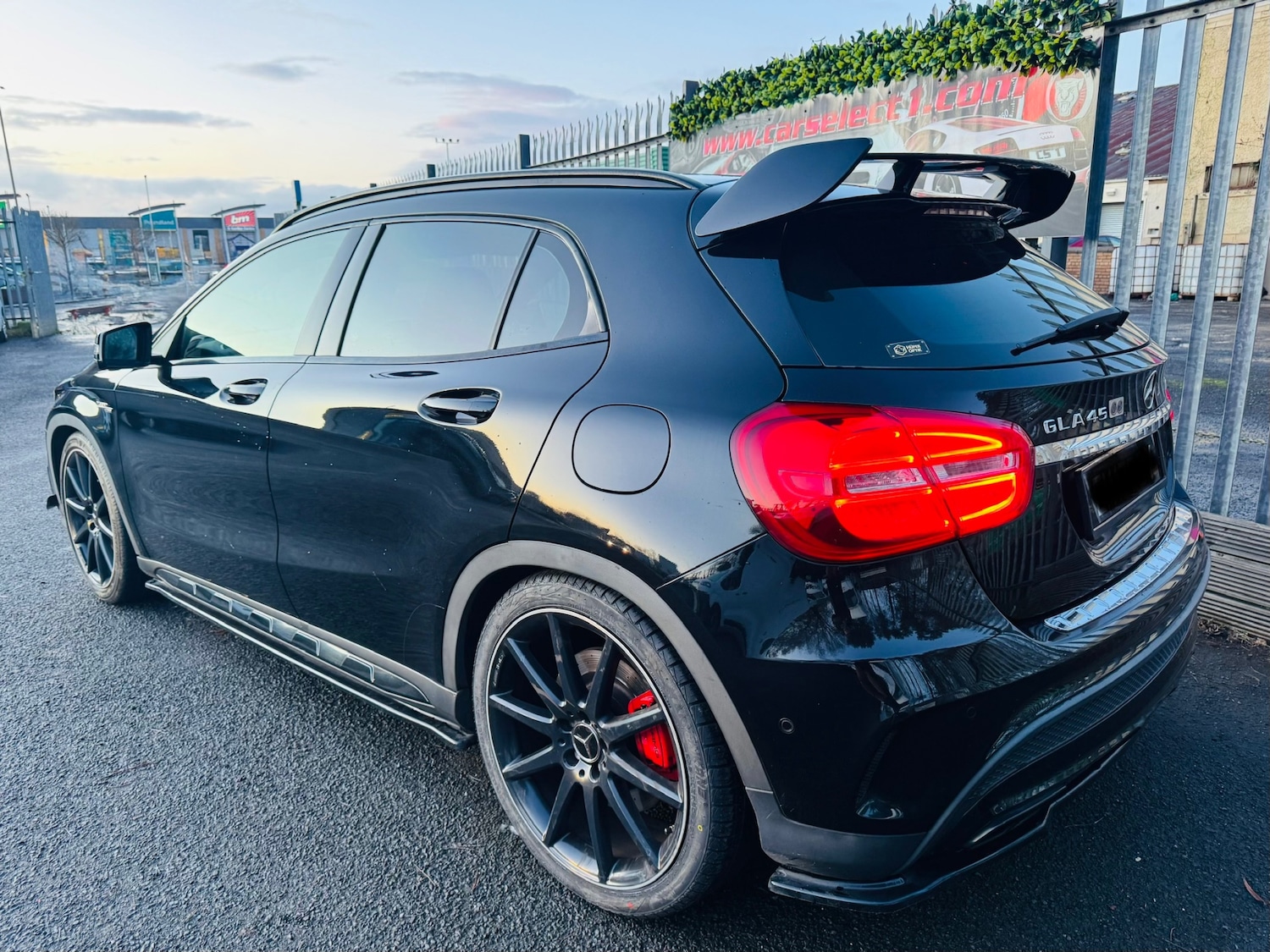 Used Mercedes-Benz GLA 2015 for sale - 76925874: Photo 4