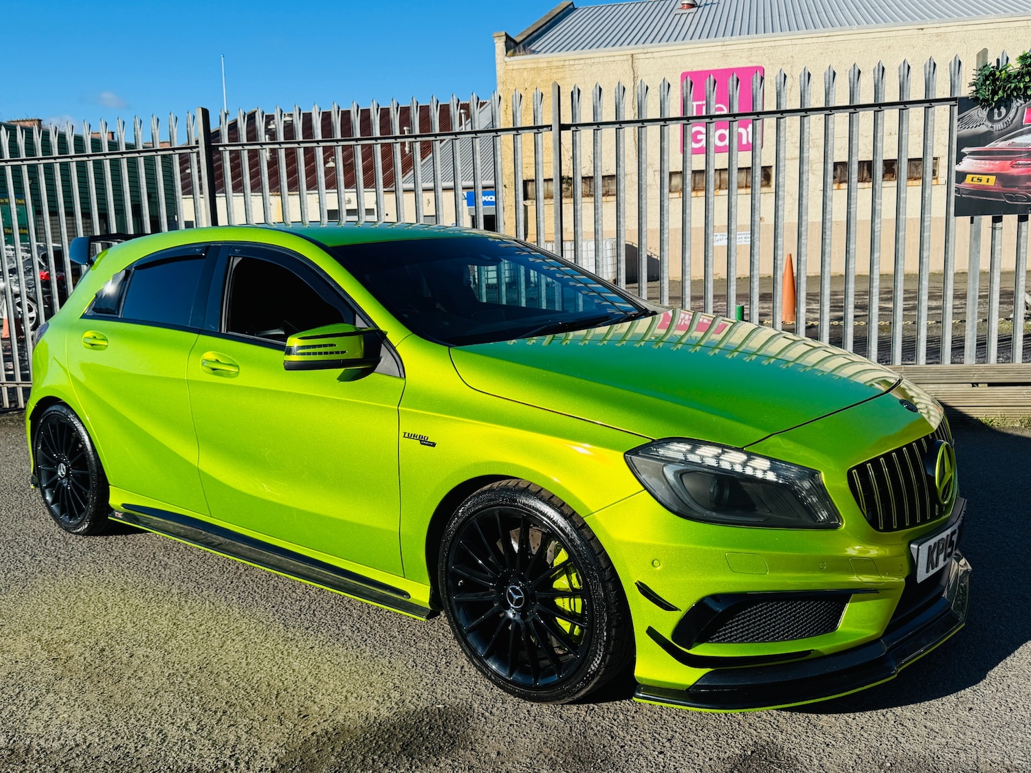 Used Mercedes-Benz A-Class 2015 for sale - 77721567: Photo 16