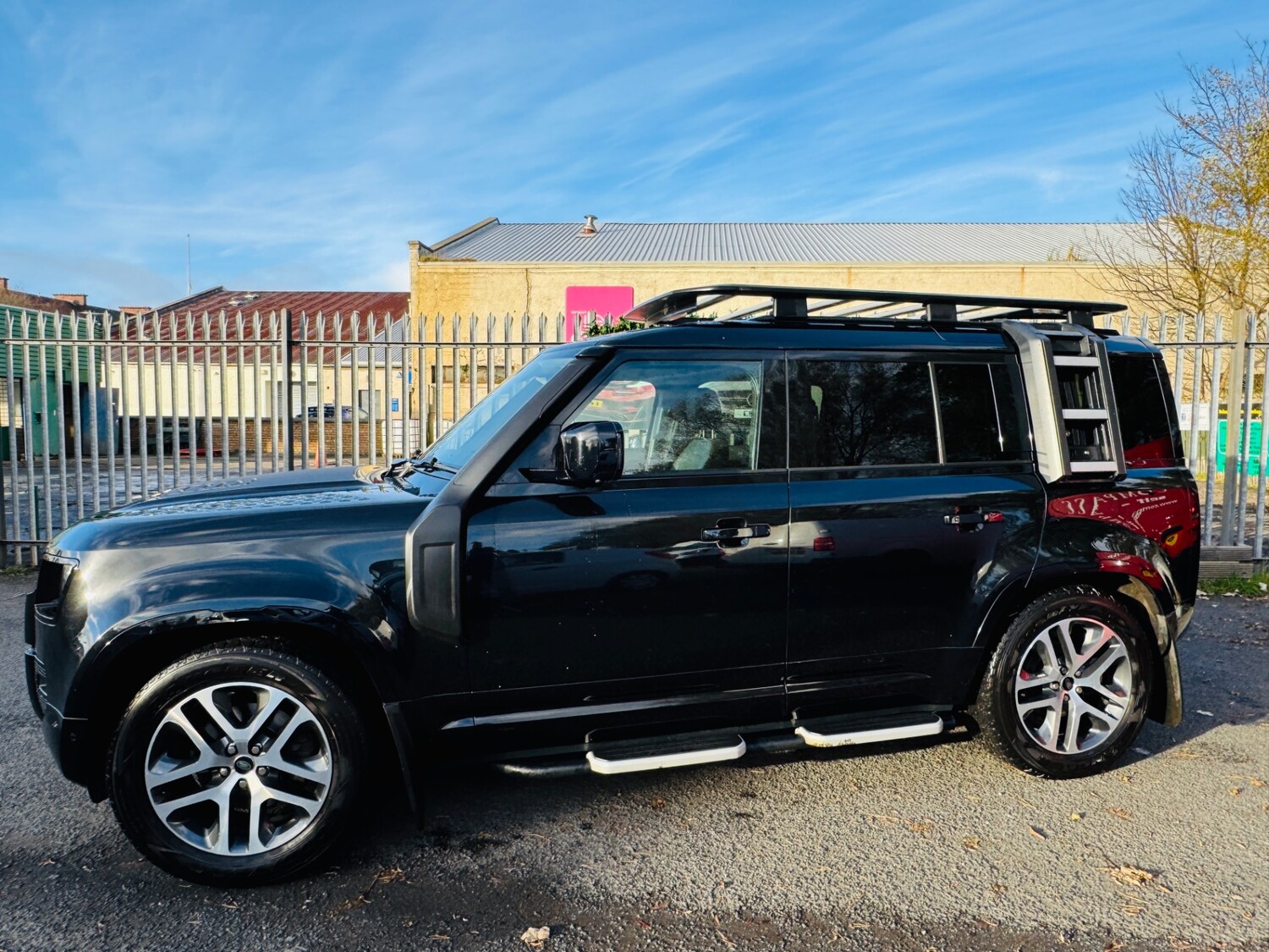 Used Land Rover Defender 2022 for sale - 76353398: Photo 13
