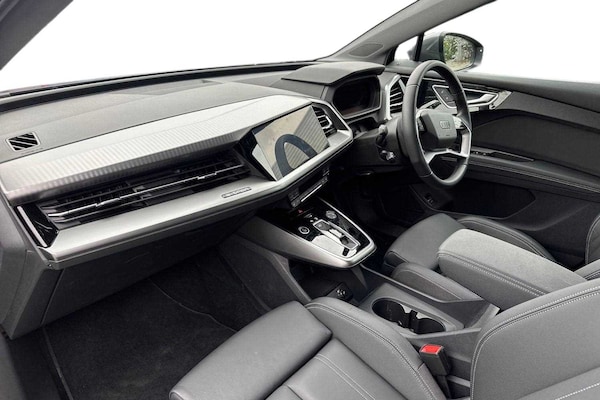 Used Audi Q4 e-tron 2024 for sale - 75373470: Photo 2