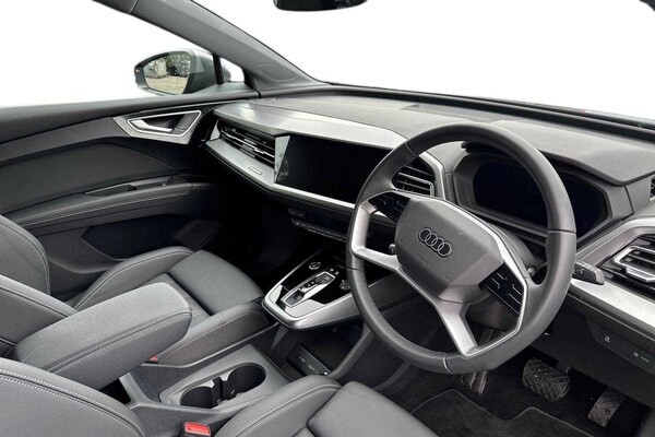 Used Audi Q4 e-tron 2024 for sale - 75373470: Photo 6