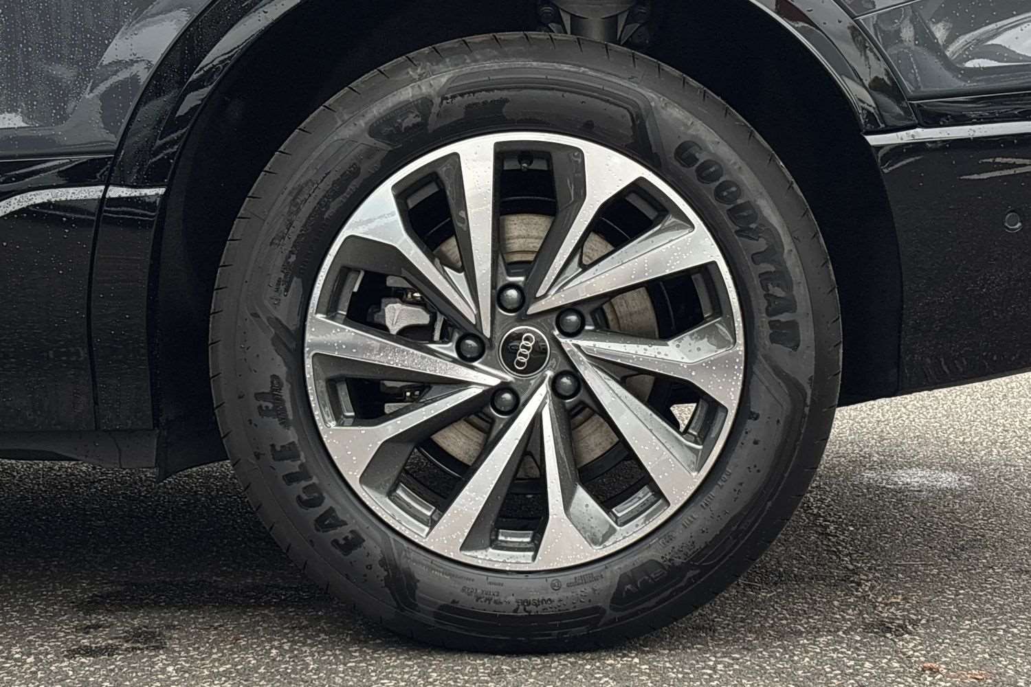 Used Audi Q6 e-tron 2025 for sale - 76978688: Photo 11