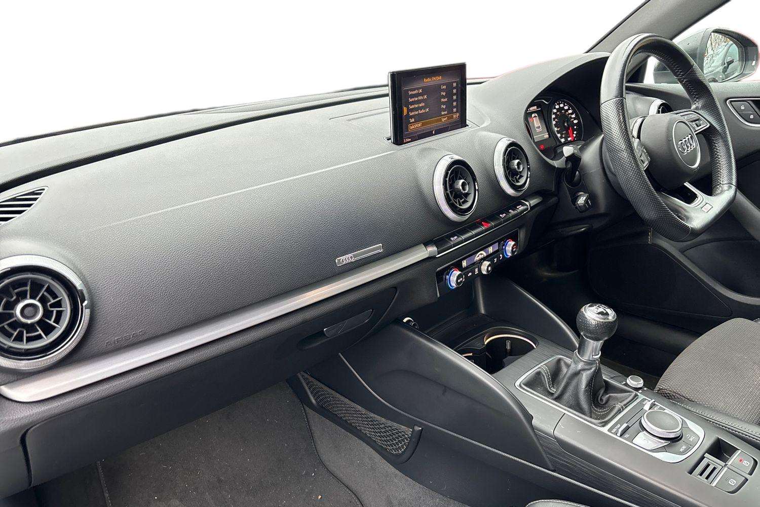 Used Audi A3 2018 for sale - 77527059: Photo 2