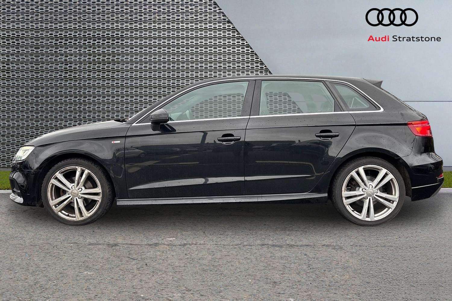 Used Audi A3 2018 for sale - 77527059: Photo 8