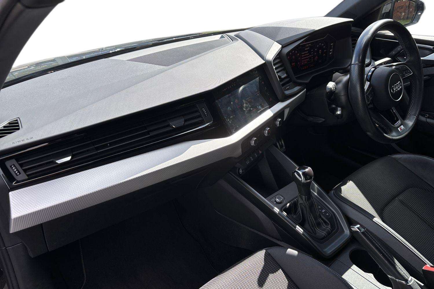 Used Audi A1 2022 for sale - 75785036: Photo 2