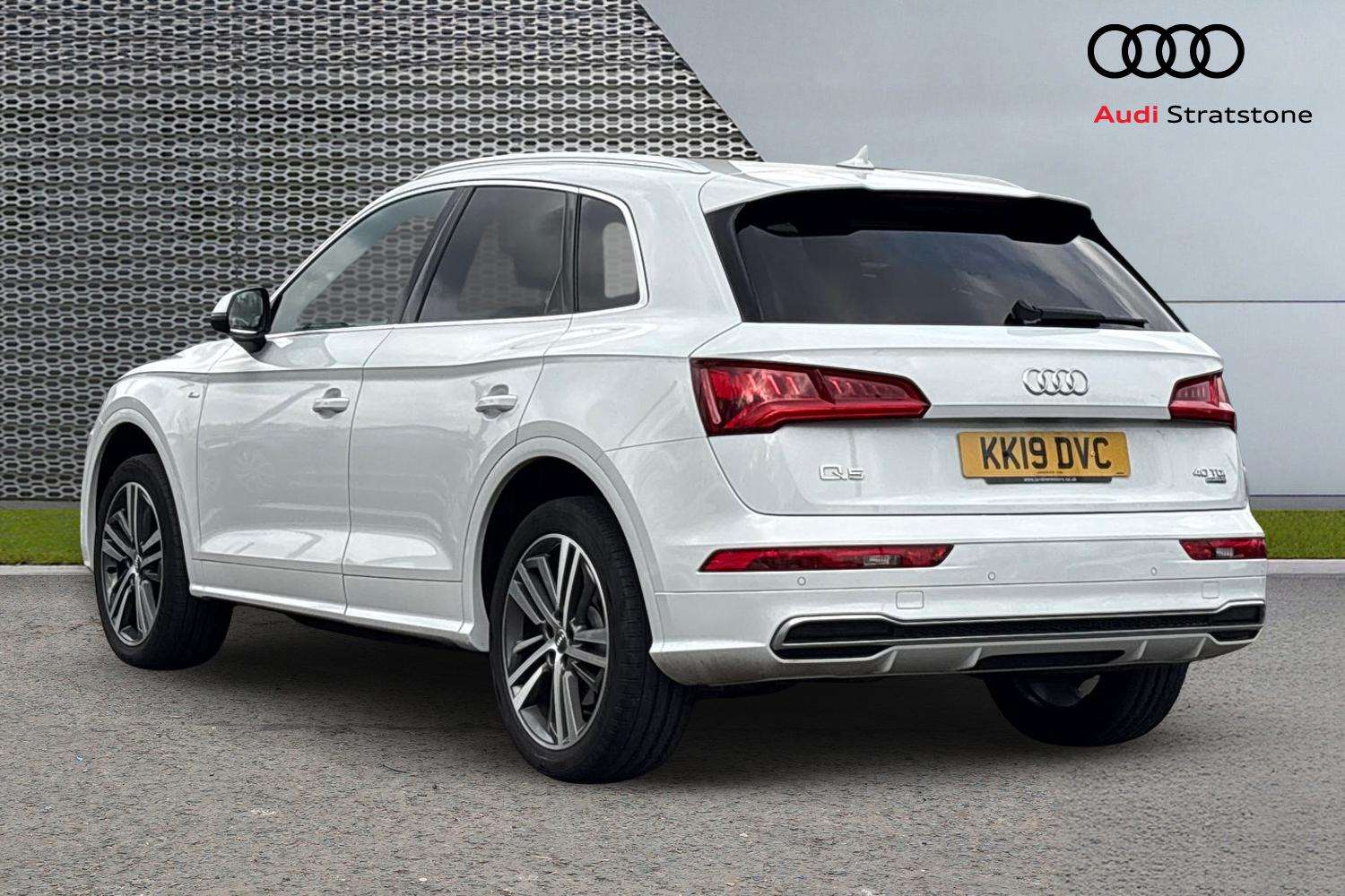 Used Audi Q5 2019 for sale - 77772286: Photo 3