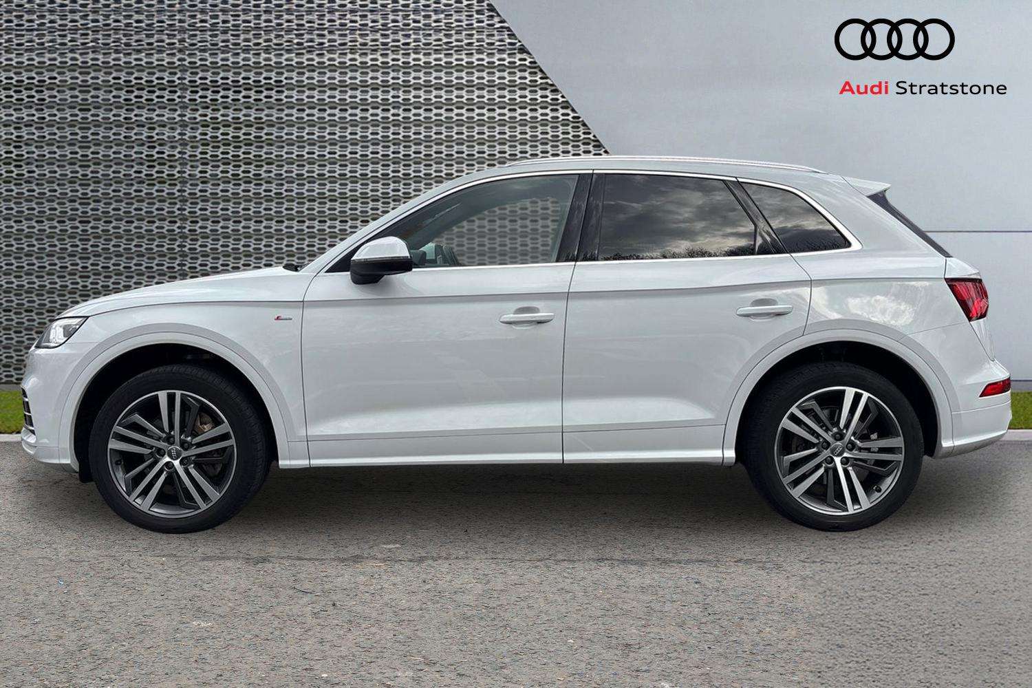 Used Audi Q5 2019 for sale - 77772286: Photo 8