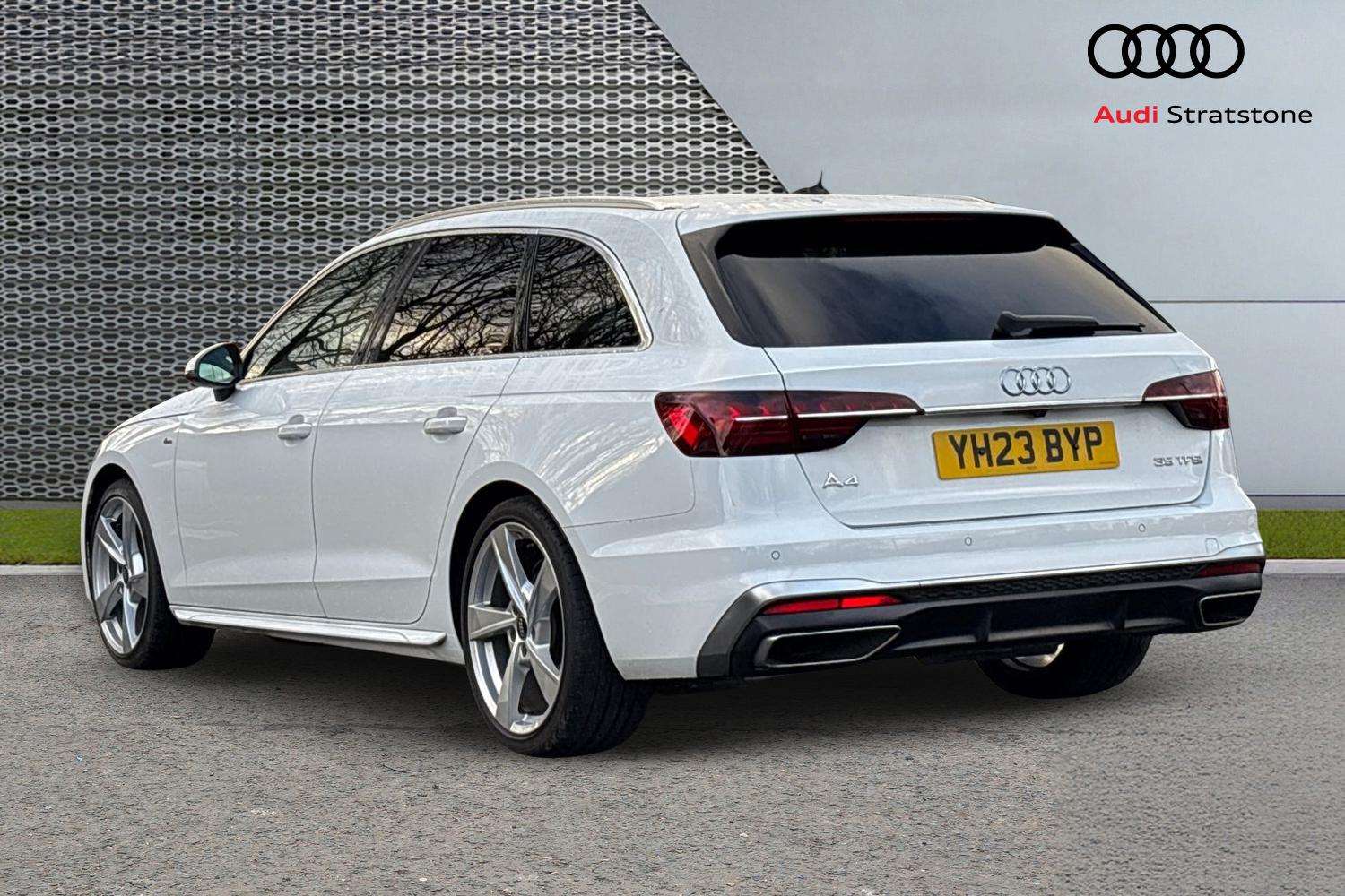 Used Audi A4 2023 for sale - 76978822: Photo 3