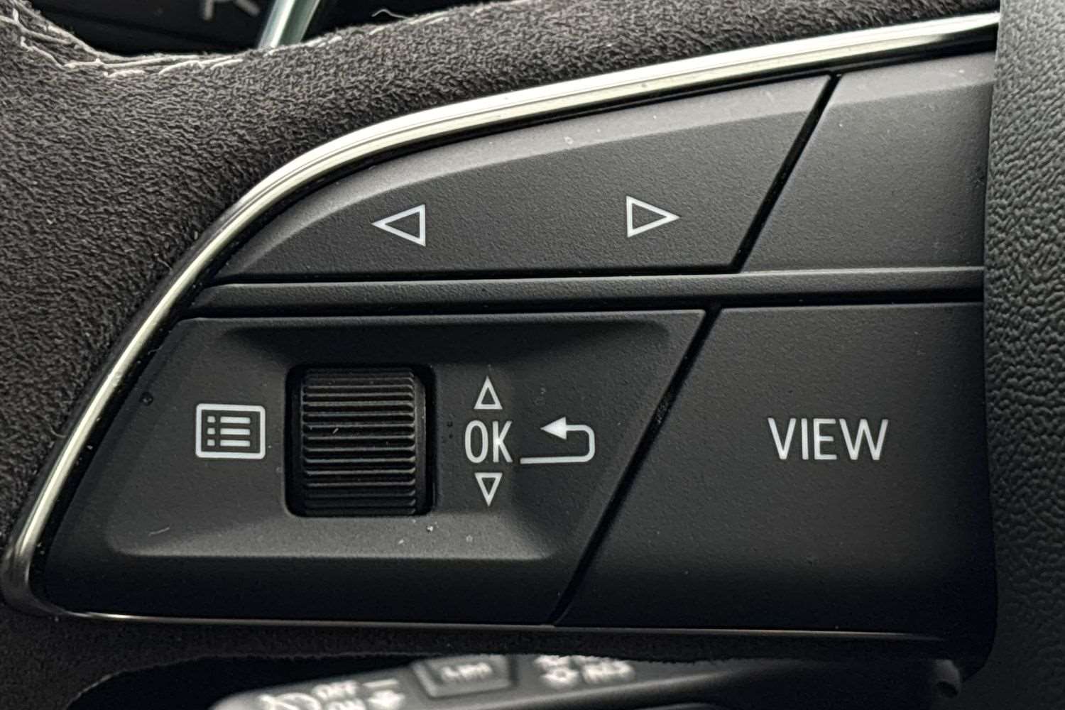 Used Audi RS Q8 2025 for sale - 77996199: Photo 16