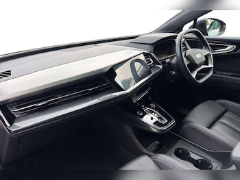 Used Audi Q4 e-tron 2023 for sale - 79095997: Photo