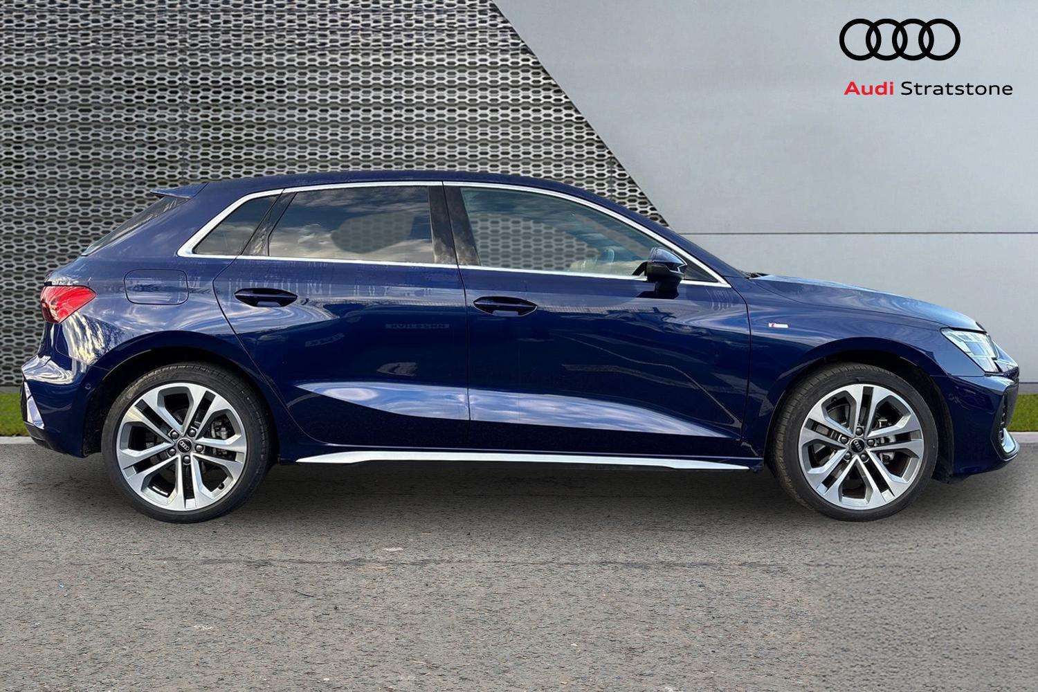 Used Audi A3 2025 for sale - 77772112: Photo 4