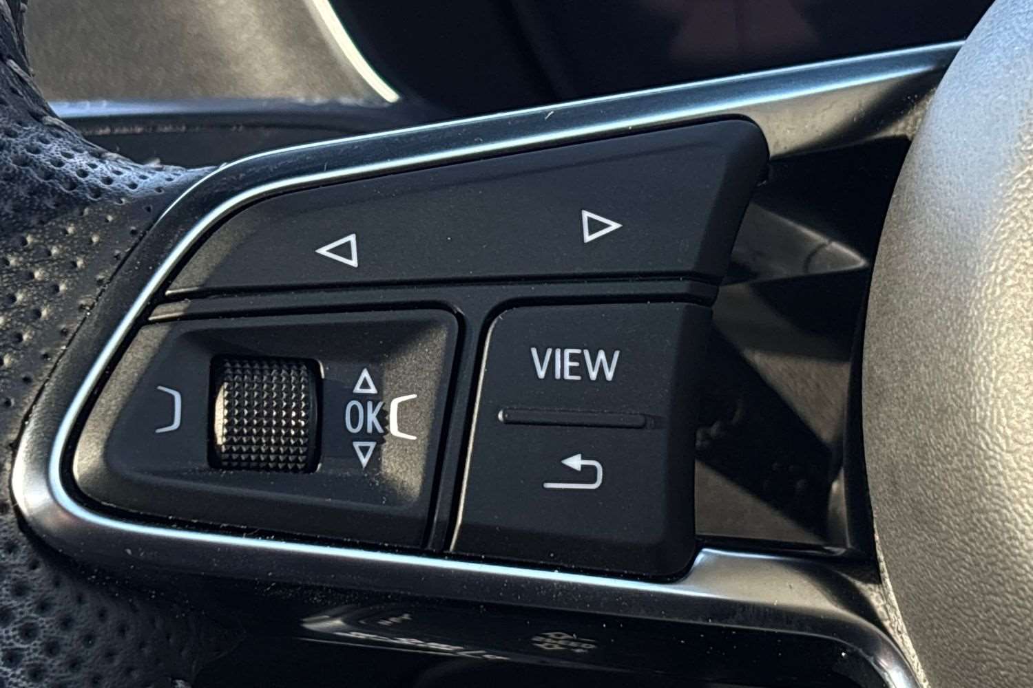 Used Audi TT 2022 for sale - 76390703: Photo 16