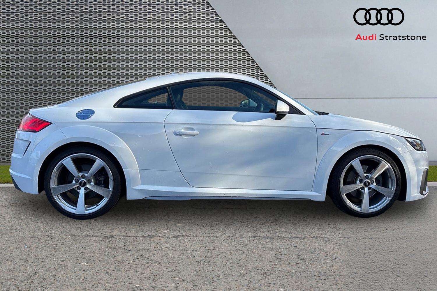 Used Audi TT 2022 for sale - 76390703: Photo 4
