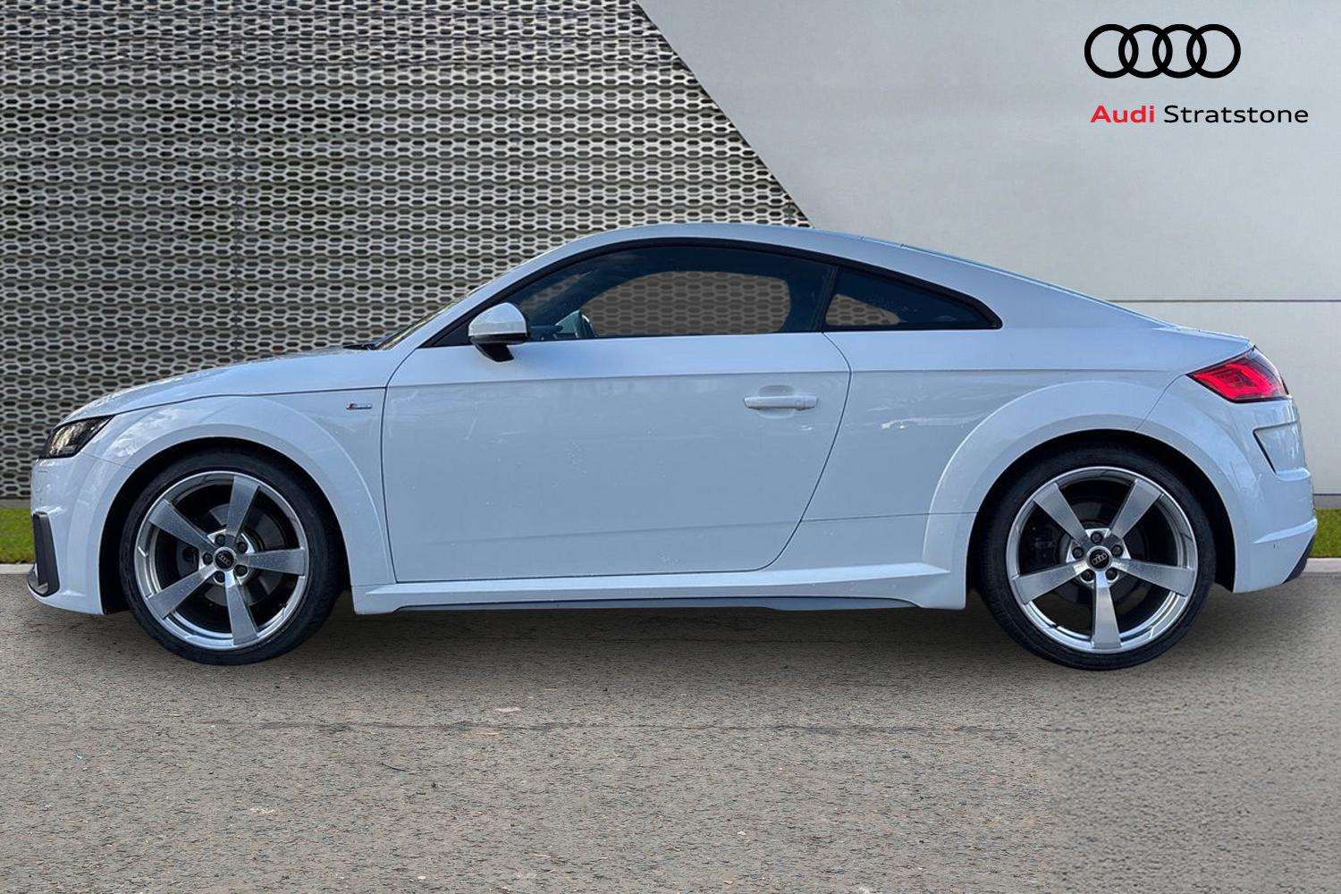 Used Audi TT 2022 for sale - 76390703: Photo 8
