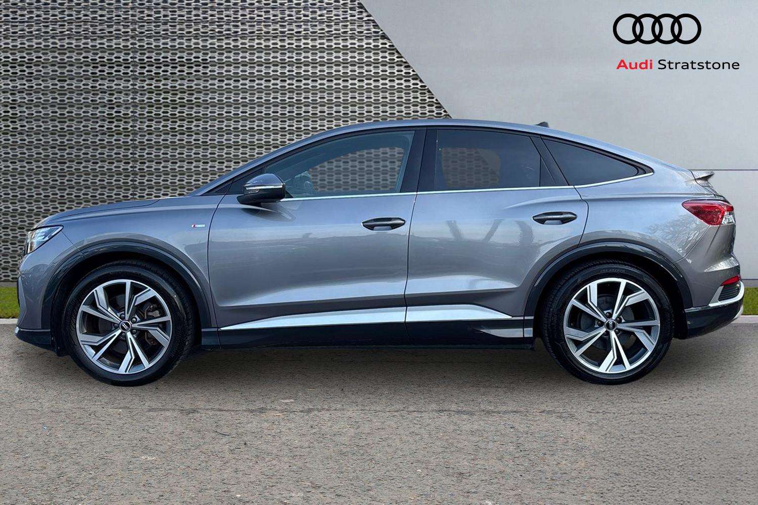 Used Audi Q4 e-tron for sale - 78173665: Photo 8