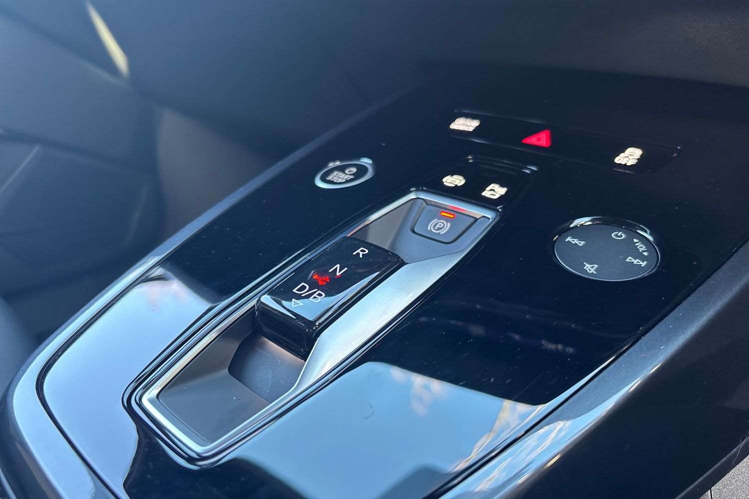 Used Audi Q4 e-tron 2025 for sale - 77795540: Photo 15