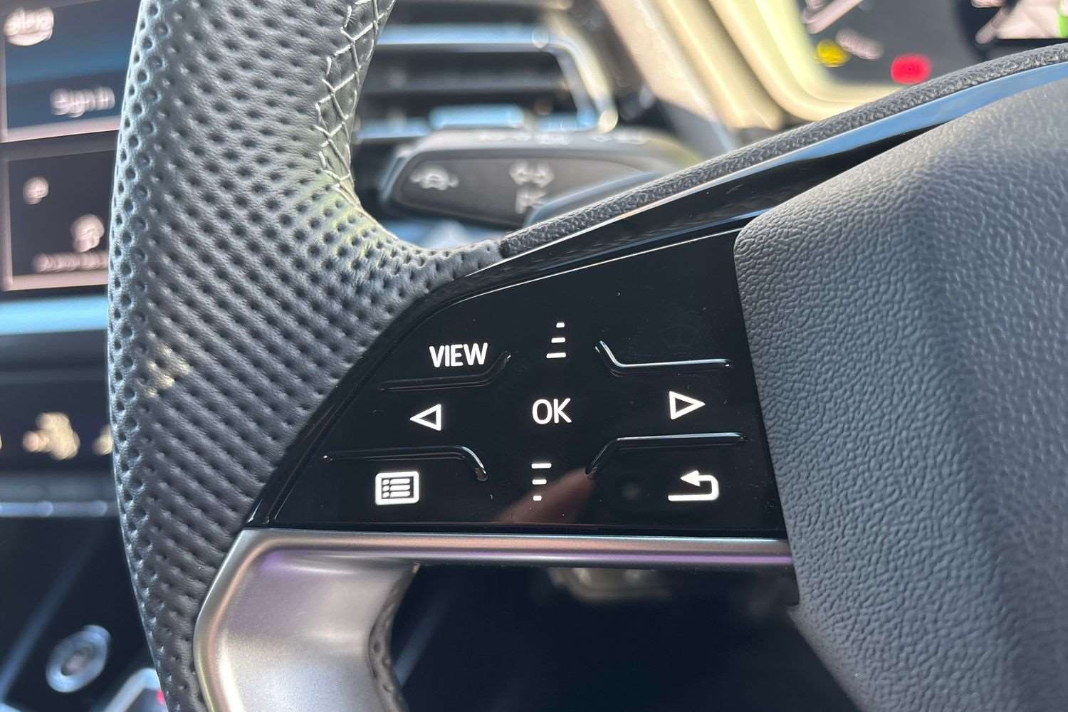 Used Audi Q4 e-tron 2025 for sale - 77795540: Photo 16