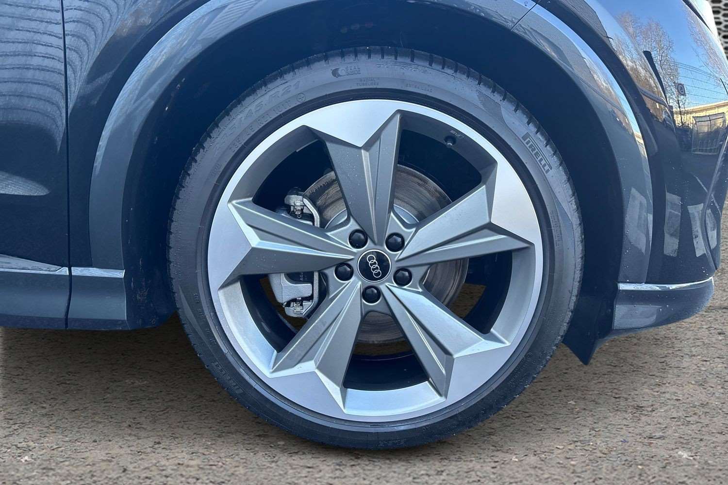 Used Audi Q4 e-tron 2025 for sale - 77795540: Photo 5