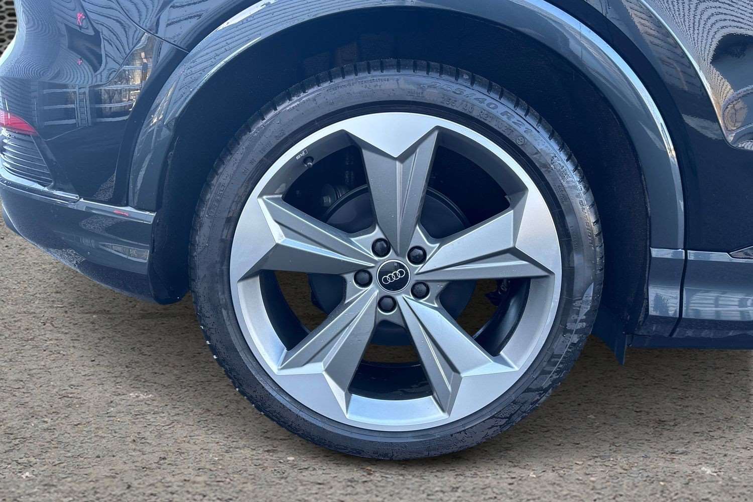 Used Audi Q4 e-tron 2025 for sale - 77795540: Photo 9