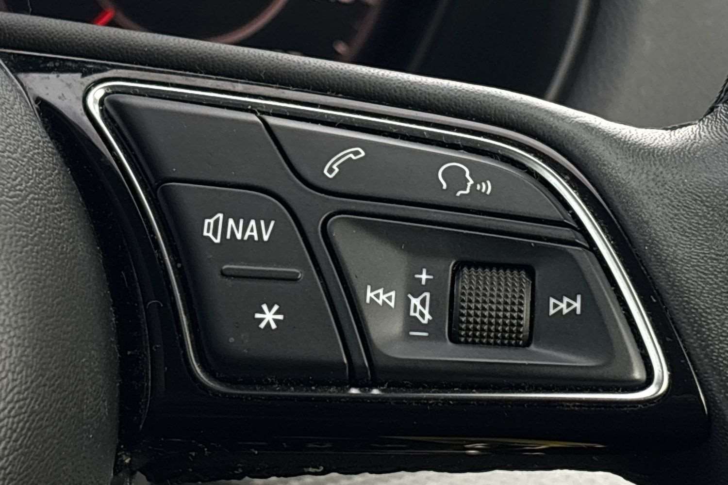 Used Audi Q2 2023 for sale - 77397857: Photo 17